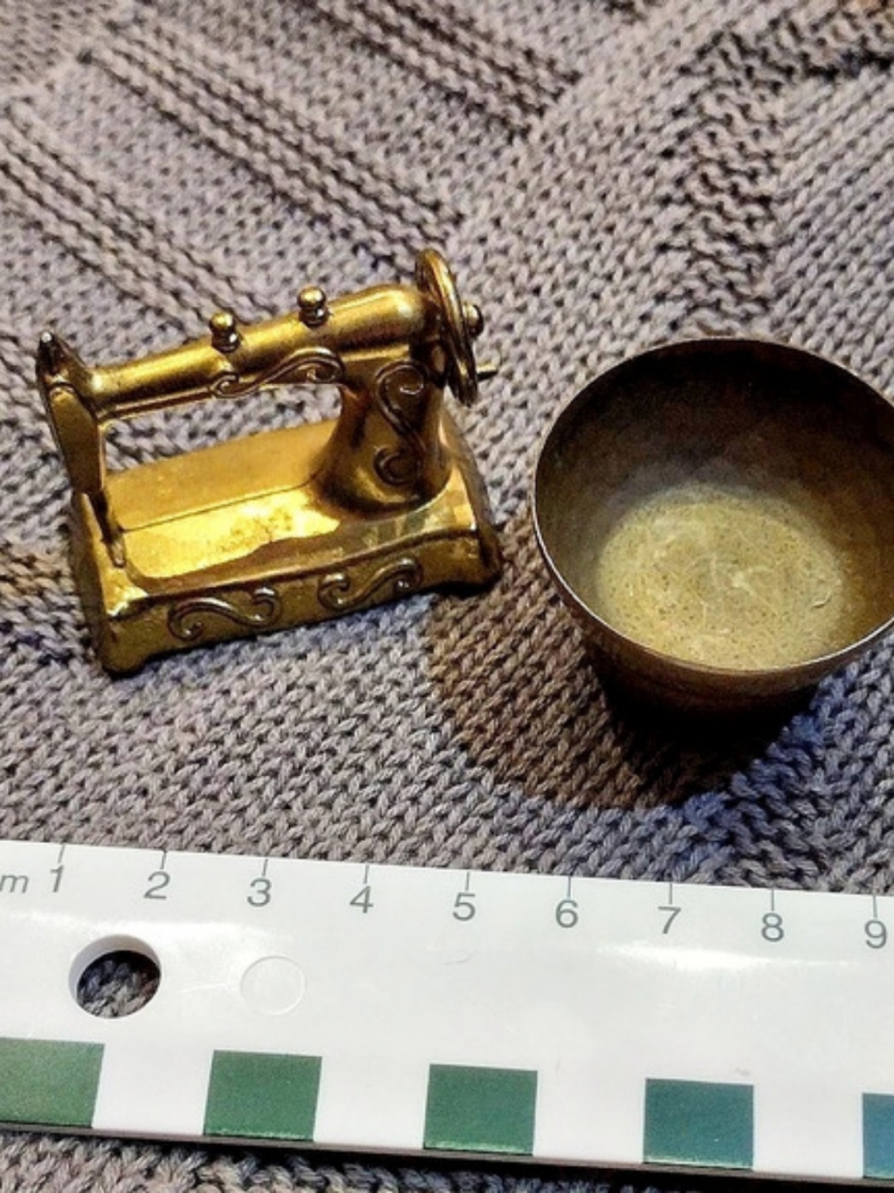 , Bundle - 2 Miniature Figurines Brass Sewing Machine and Decor